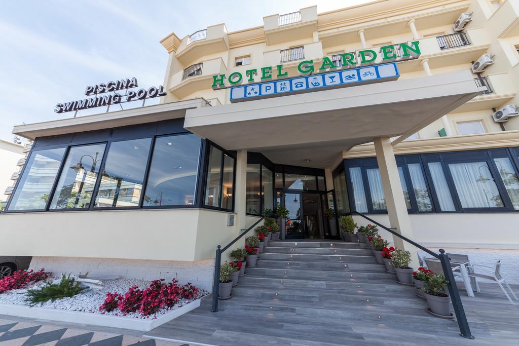 Hotel Garden チェゼナーティコ エクステリア 写真